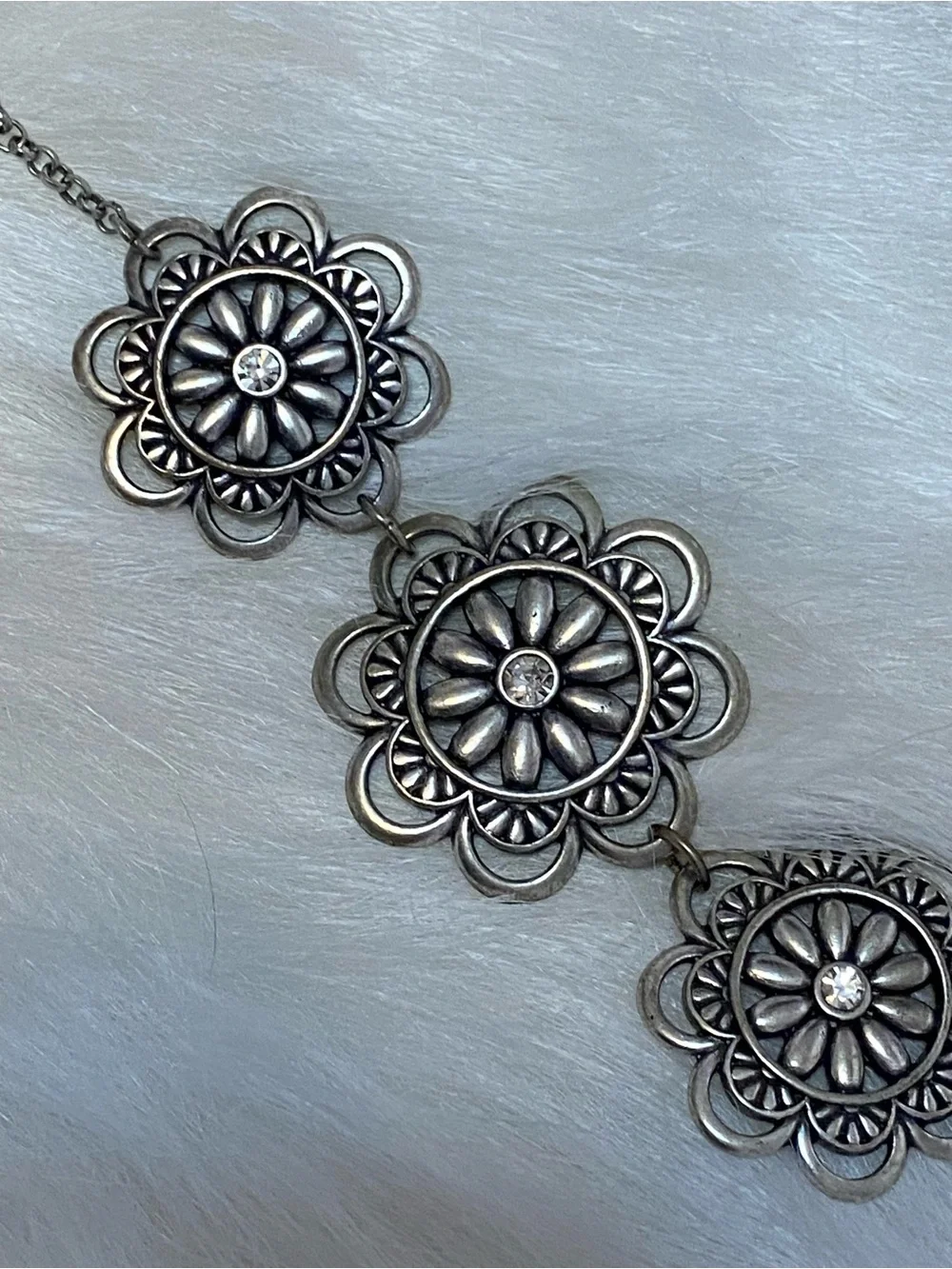 Grace Adele Silver Flower Medallion Bracelet NIB Deadstock Scentsy